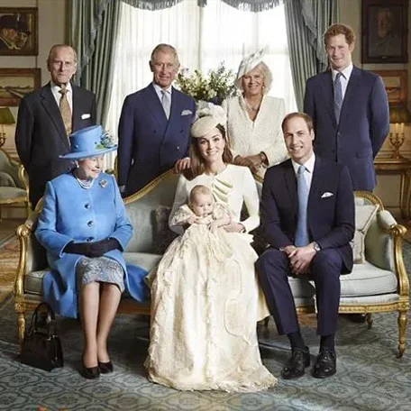Royal, England, Elizabeth, King Charles the second, Price Robert, Prince William, Catherine (Kate) Middleton
