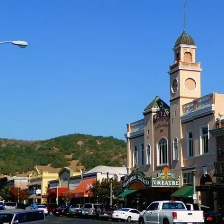 Beautiful El Dorado Hills is nestled in the picturesque mountain foothills of the Sierras and is often referred to as the gateway to El Dorado County. With elevations ranging from 200 feet to over 10,800 feet, there is tremendous diversity in the landscap