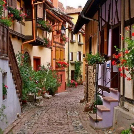 Charming lanes of Gousainville
