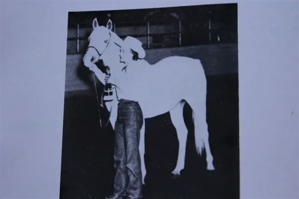 Nisym (Raseyn x Nakkla) grey mare, foaled January 17, 1940
bred by W.K. Kellogg Institute