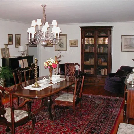Dining Salon