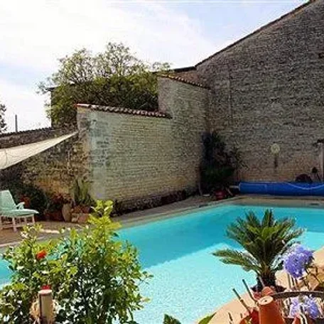 9 bedroom Manor House in Neuvicq Le Château, Poitou-Charentes for sale with 20674m2 of land. Asking just $870,048 USD