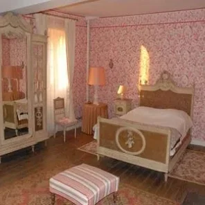 Manor House For Sale in Mont de Marsan, France