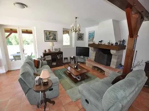 5 bedroom Farmhouse in Peyrehorade, Aquitaine for sale with 104000m2 of land. For only $889,200 USD
