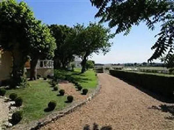 Longfields Farm