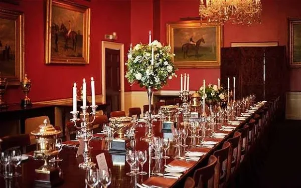 Newmarket Club. Rich history in racing - Jockey Clubs around the world