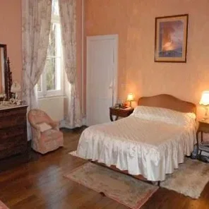Manor House For Sale in Mont de Marsan, France