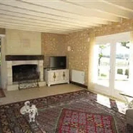7 bedroom Manor House in Tours and Le Mans Area, Centre for sale with 1750m2 of land for $906,300 USD