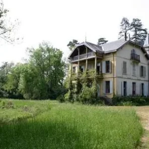Manor House For Sale in Carcassonne, France