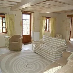 Manor House For Sale in Montpellier de Medillan, France