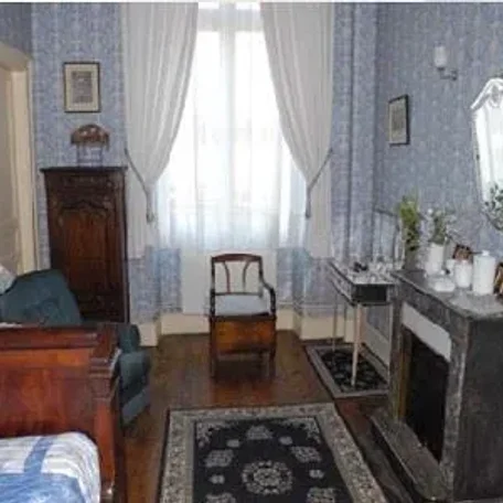 14 bedroom Manor House in Mont de Marsan, Aquitaine for sale with 20300m2 of land. Priced at $ 855,000 USD