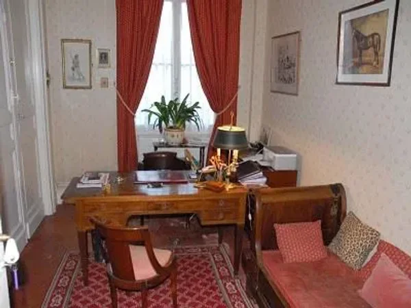 14 bedroom Manor House in Mont de Marsan, Aquitaine for sale with 20300m2 of land. Priced at $ 855,000 USD
