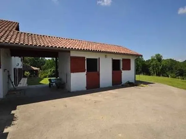 5 bedroom Farmhouse in Peyrehorade, Aquitaine for sale with 104000m2 of land. For only $889,200 USD