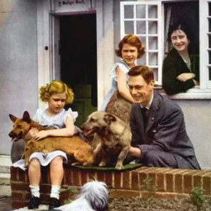 The Englilsh Royals and a Few of their Pets!