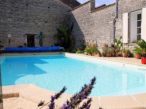 9 bedroom Manor House in Neuvicq Le Château, Poitou-Charentes for sale with 20674m2 of land. Asking just $870,048 USD