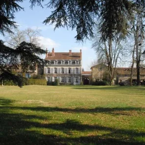 Manor House For Sale in Mont de Marsan, France
