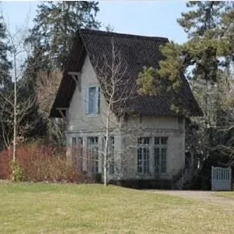 14 bedroom Manor House in Mont de Marsan, Aquitaine for sale with 20300m2 of land. Priced at $ 855,000 USD